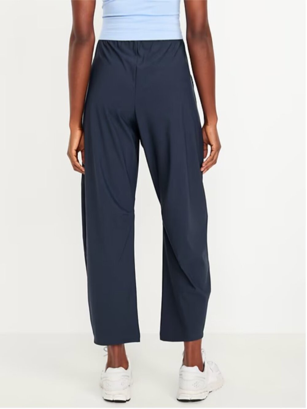 Old Navy SleekTech Barrel Pants in Dusk Navy | Size Medium - Picture 3 of 10